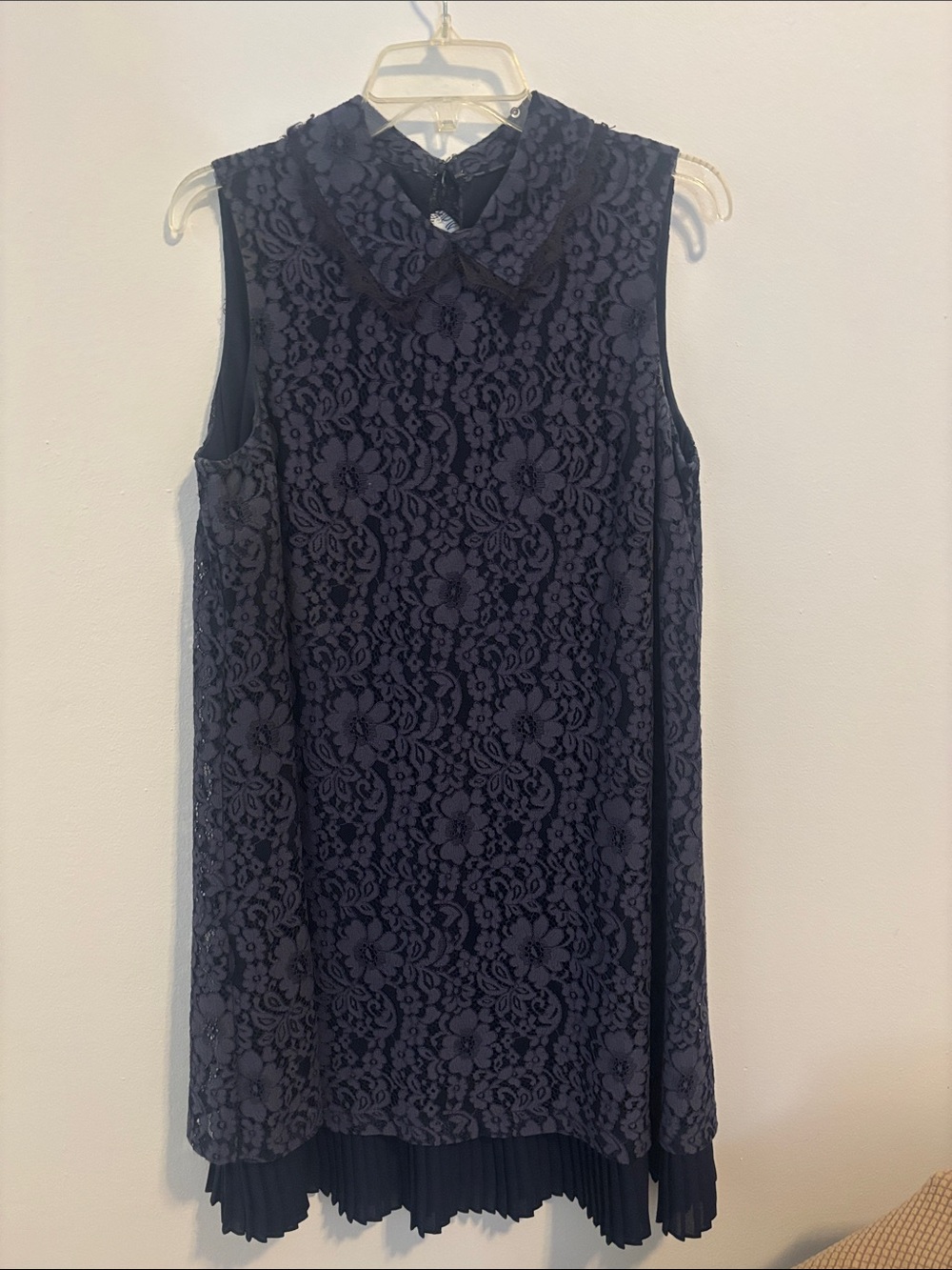 Sleeveless Navy Lace Shift Dress